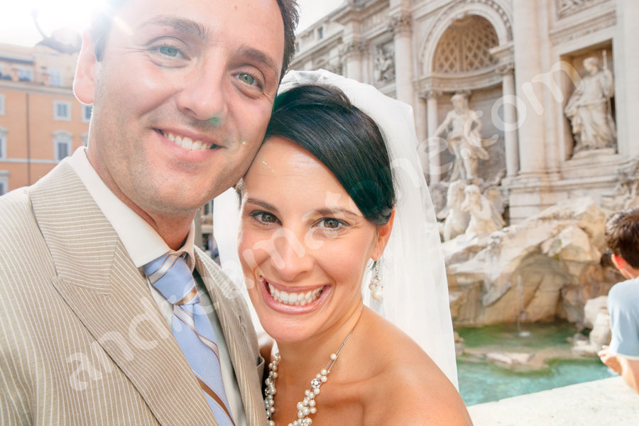 wedding-rome-023 Newlyweds during the photography session at Fontana di Trevi