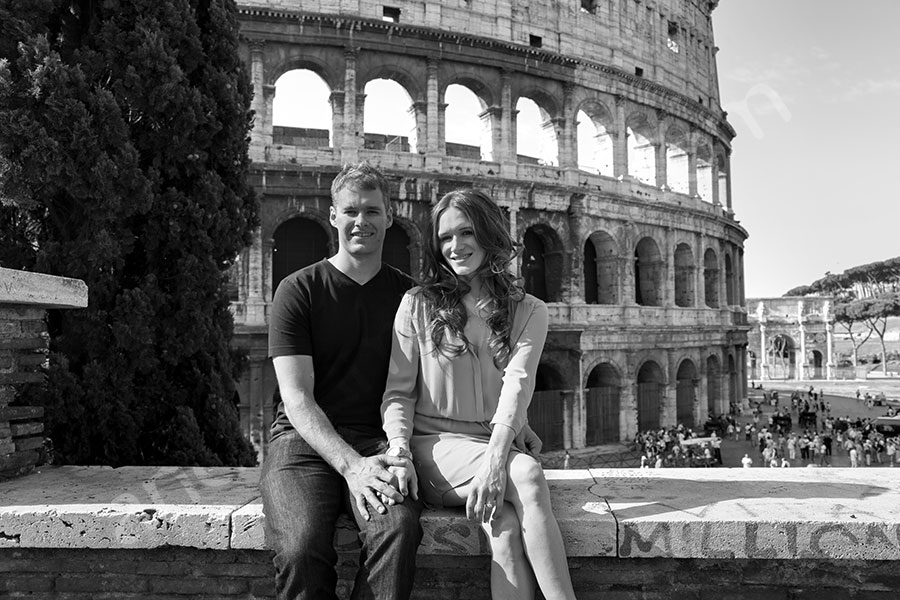 photographer-rome-2912-015 Sitting in front of the Colosseum admiring the view.