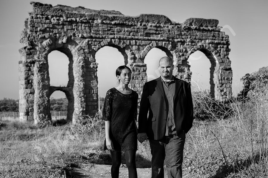 surprise-proposal-21012-026 Black & white picture ancient aqueduct Appio-Claudio