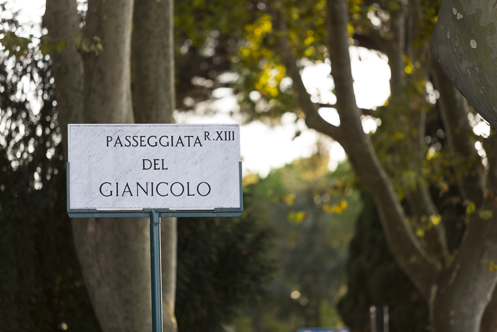 Passeggiata del Gianicolo sign.