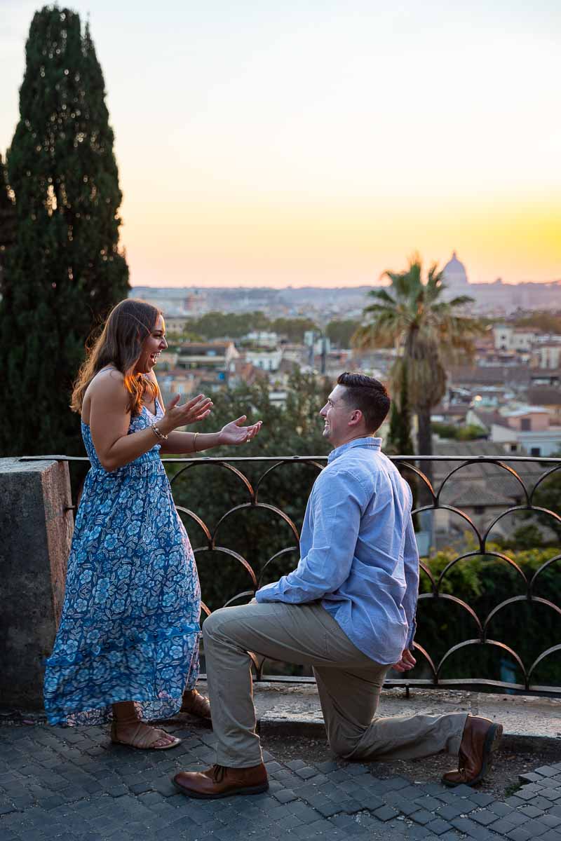 A great surprise effect from asking the big question on a terrace view over the city 